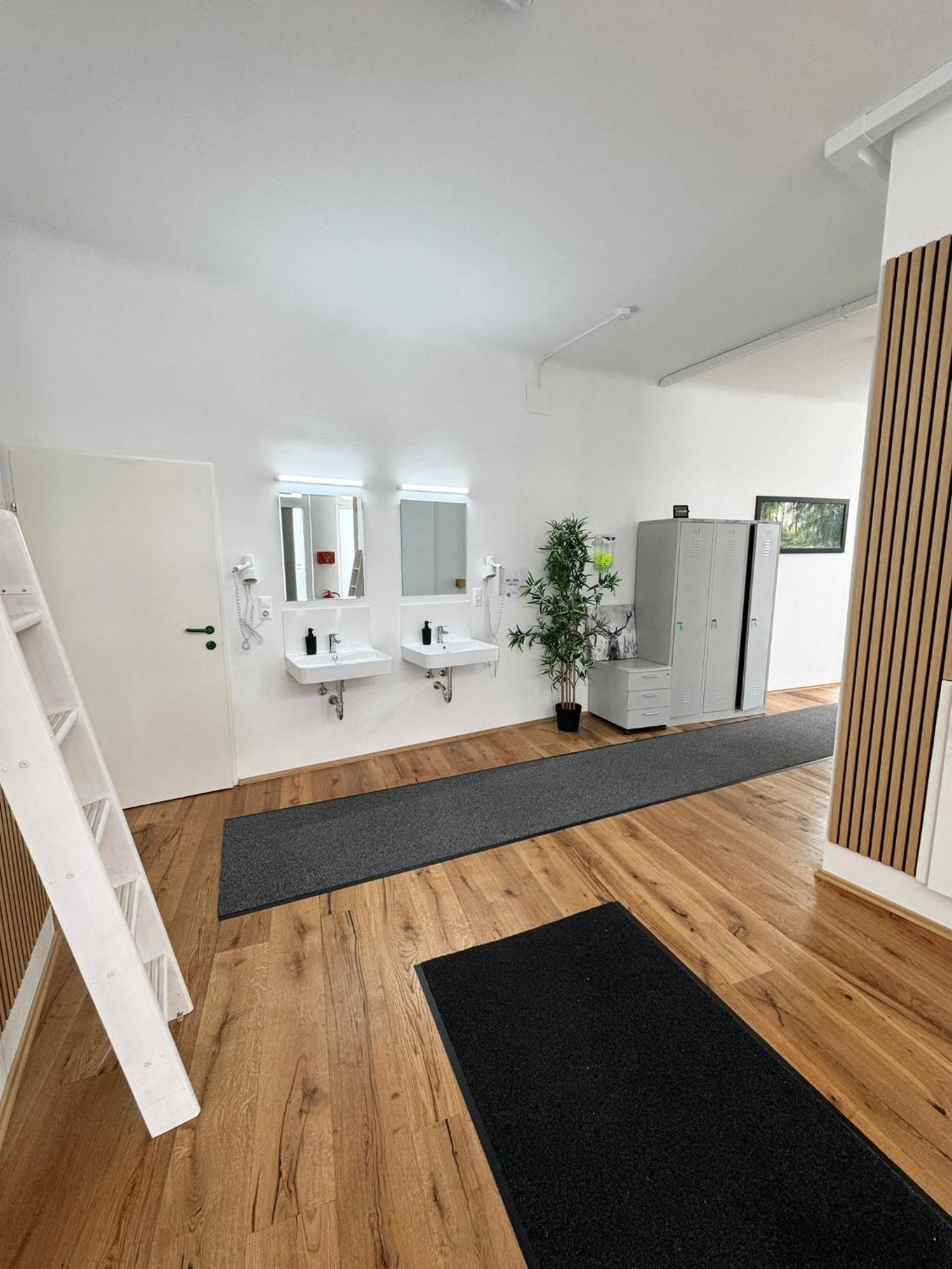 Robin Wood Apartment เวียนนา ภายนอก รูปภาพ